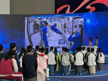 太空課點燃科學夢——記中國空間站首次太空授課